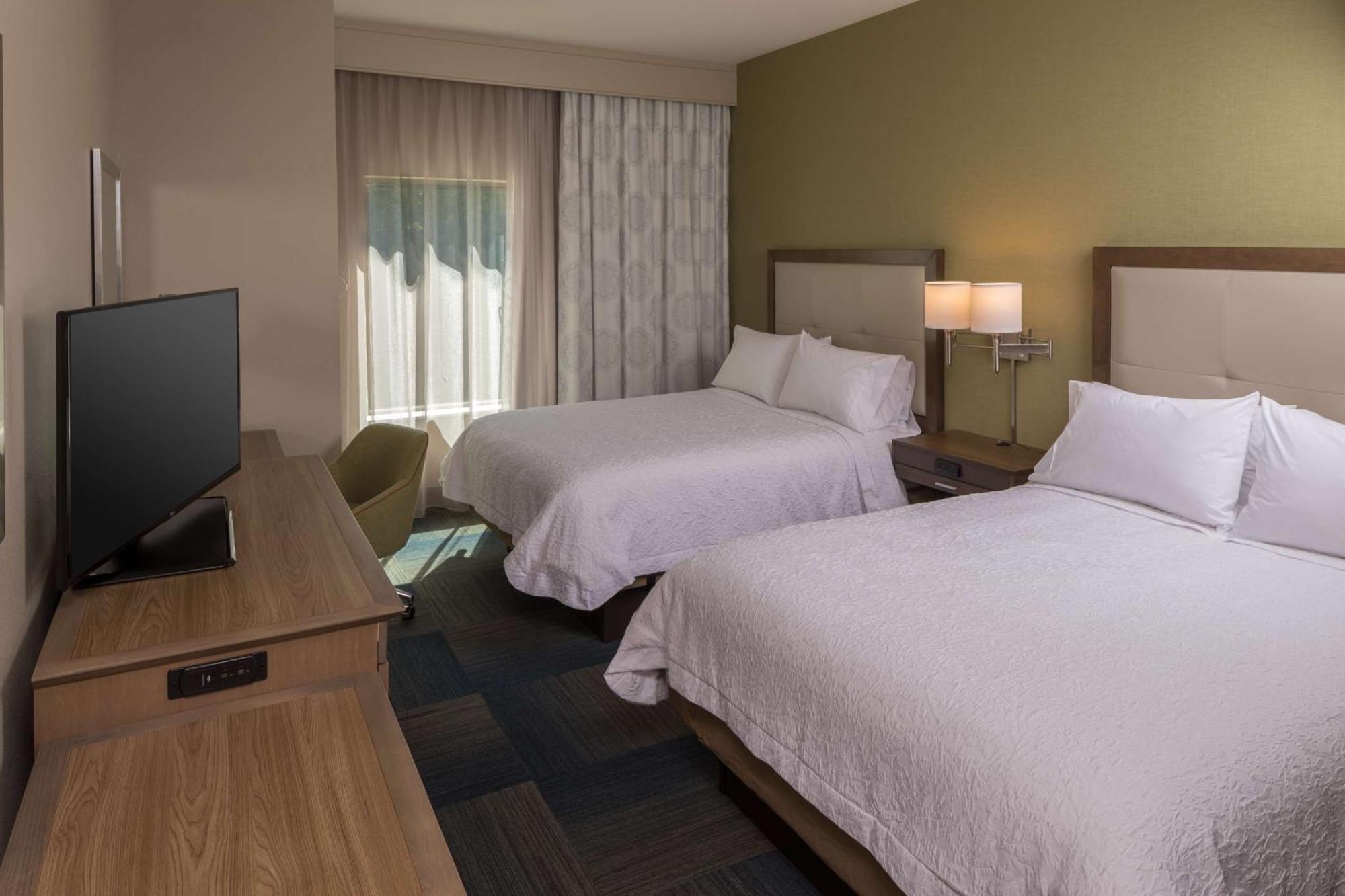 Hampton Inn & Suites-Asheville Biltmore Village, Nc Экстерьер фото