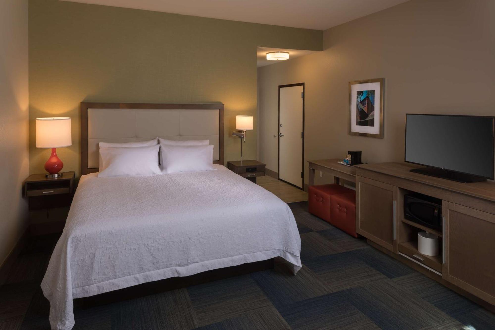Hampton Inn & Suites-Asheville Biltmore Village, Nc Экстерьер фото